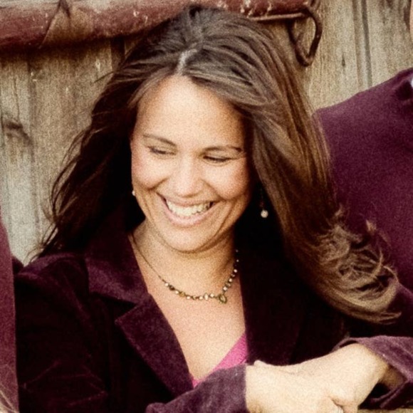 Meet your Posher, Megan - Picture 1 of 1